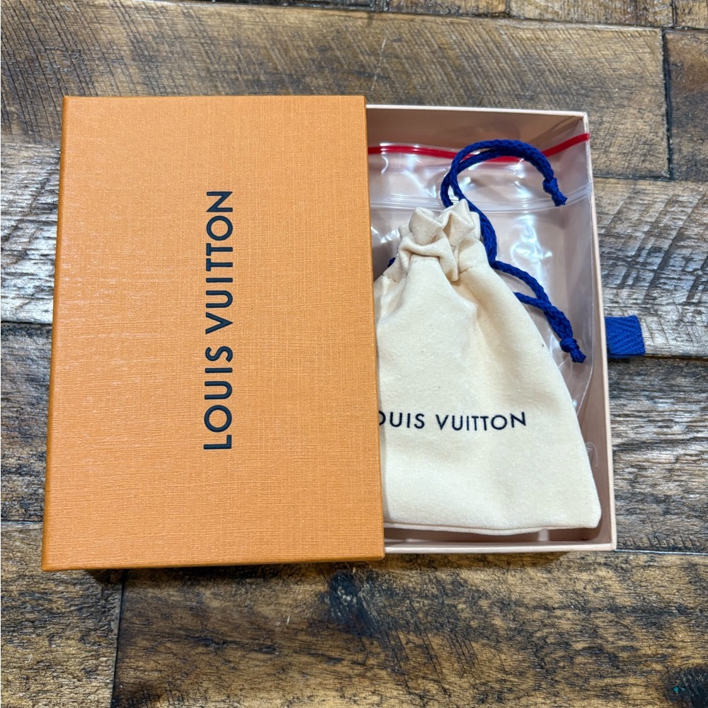 Louis Vuitton Orange Box with Cream Dust Bag